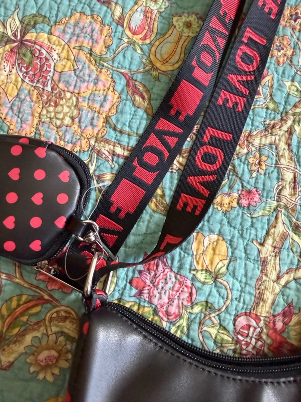 Betty Boop Black Crossbody by Fleischer Studios - Picture 4 of 5